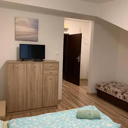 Tatra Hotel 3*